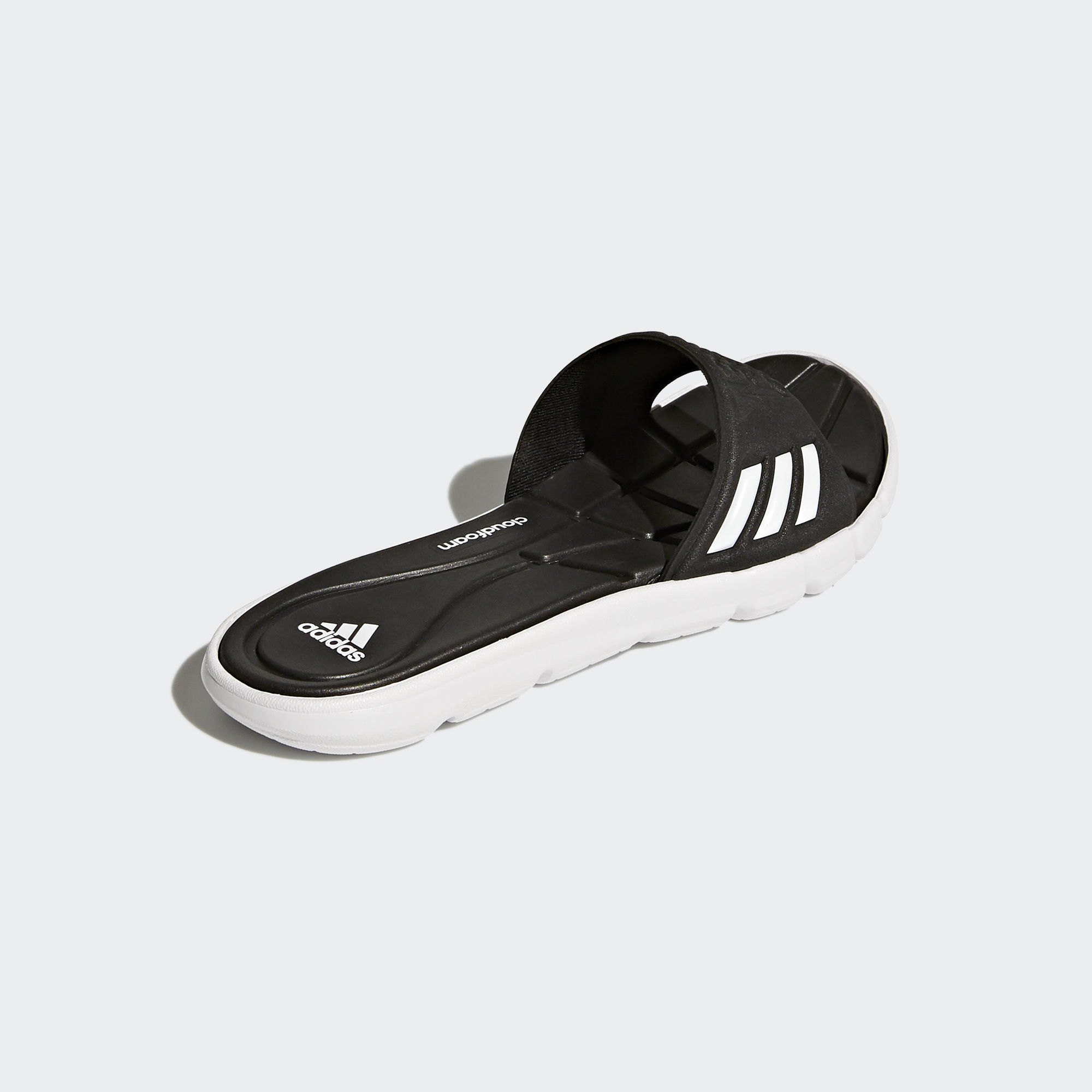 adipure cloudfoam slipper